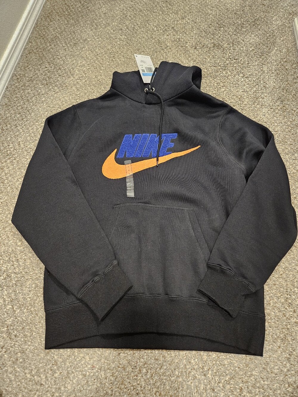 Mens Nike Hoddie Size Medium New With Tags